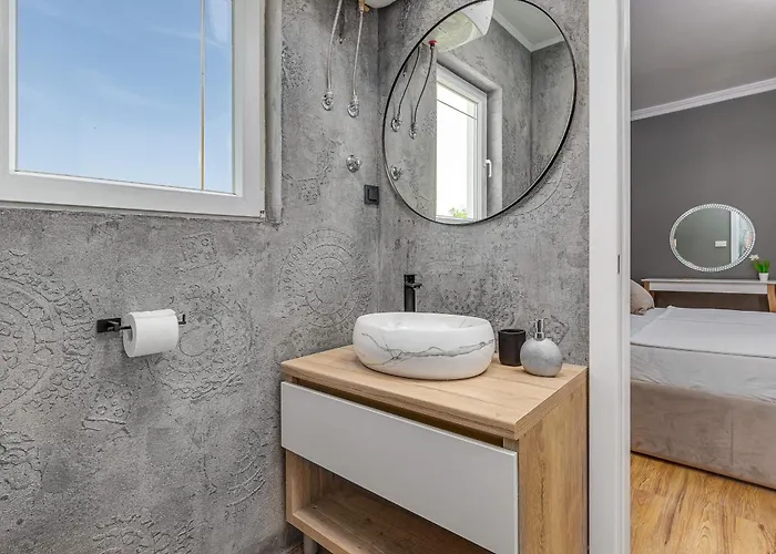 Lea Zadarvillas