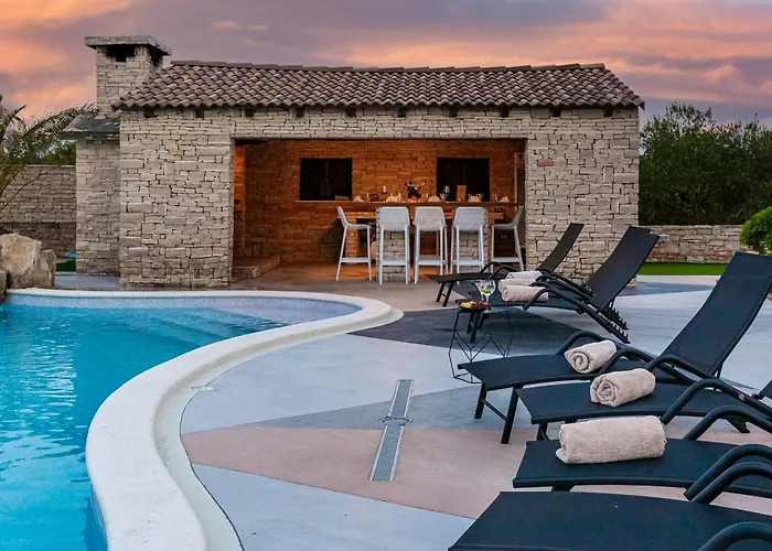 Lea Zadarvillas